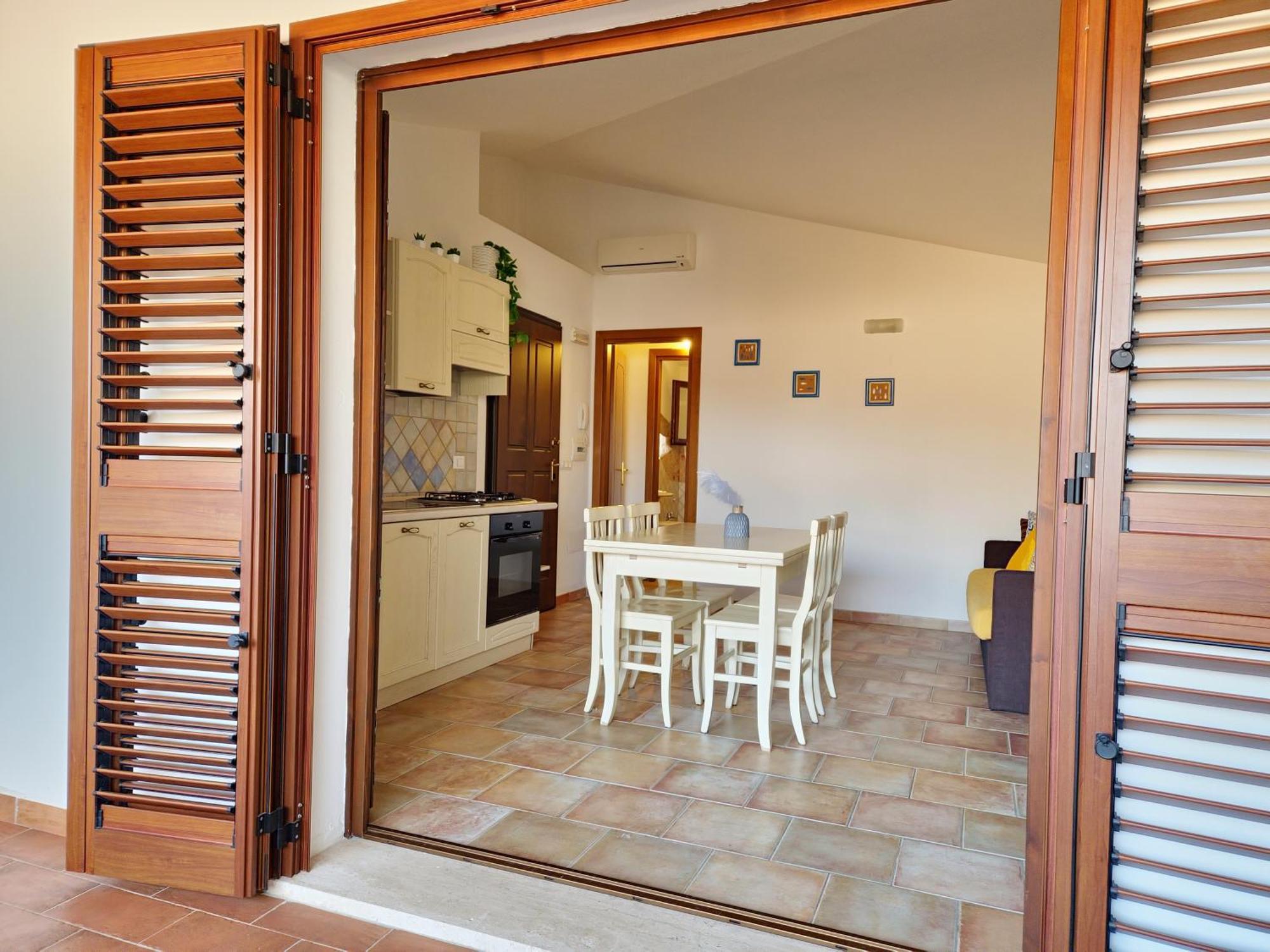 Dommos - Melodie Apartments Cala Liberotto Exterior photo