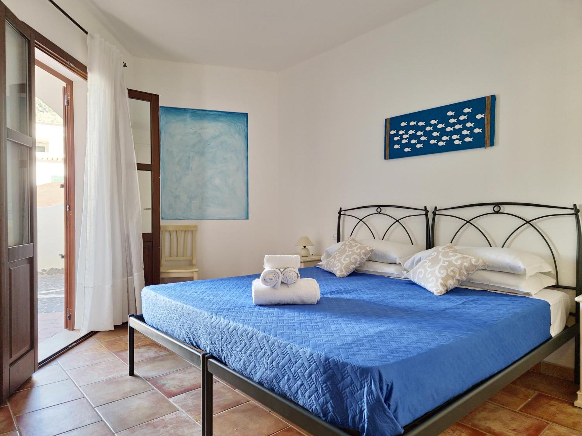 Dommos - Melodie Apartments Cala Liberotto Exterior photo